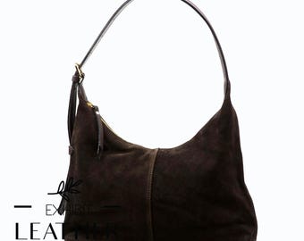 Sac hobo souple en cuir suédé marron foncé : finitions dorées