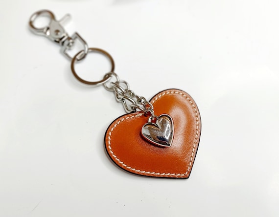 HEART BAG CHARM COGNAC HEART BAG CHARM COGNAC