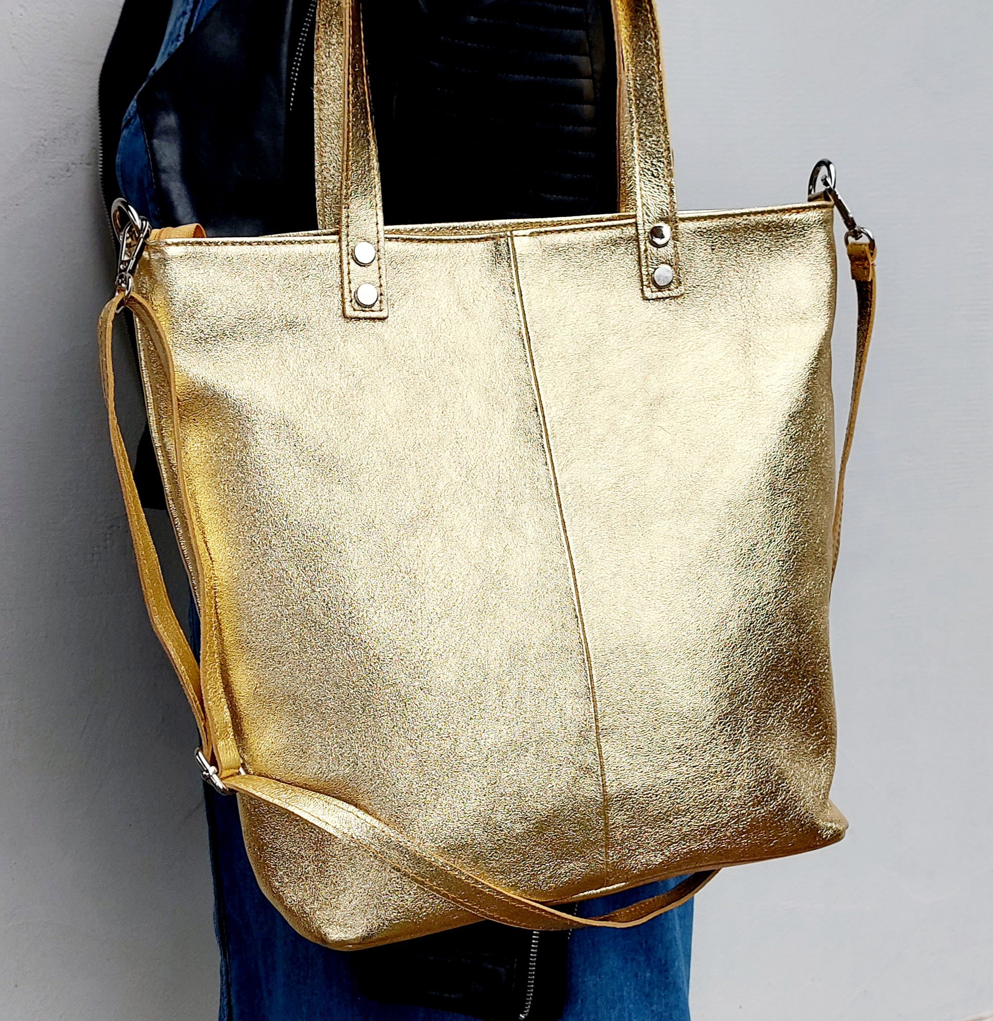 Top Zip Bright Gold Leather Tote Bag, Leather Shoulder Bag, Laptop Bag, Crossbody Bag, Leather Big Tote, Shopper - Etsy Top Zip Bright Gold Leather Tote Bag, Leather Shoulder Bag, Laptop Bag, Crossbody Bag, Leather Big Tote, Shopper - Etsy
