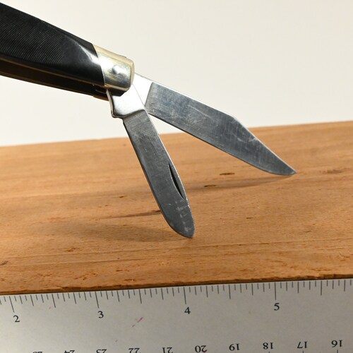 Vintage Pocket Knife - shops Buck 319 Rancher