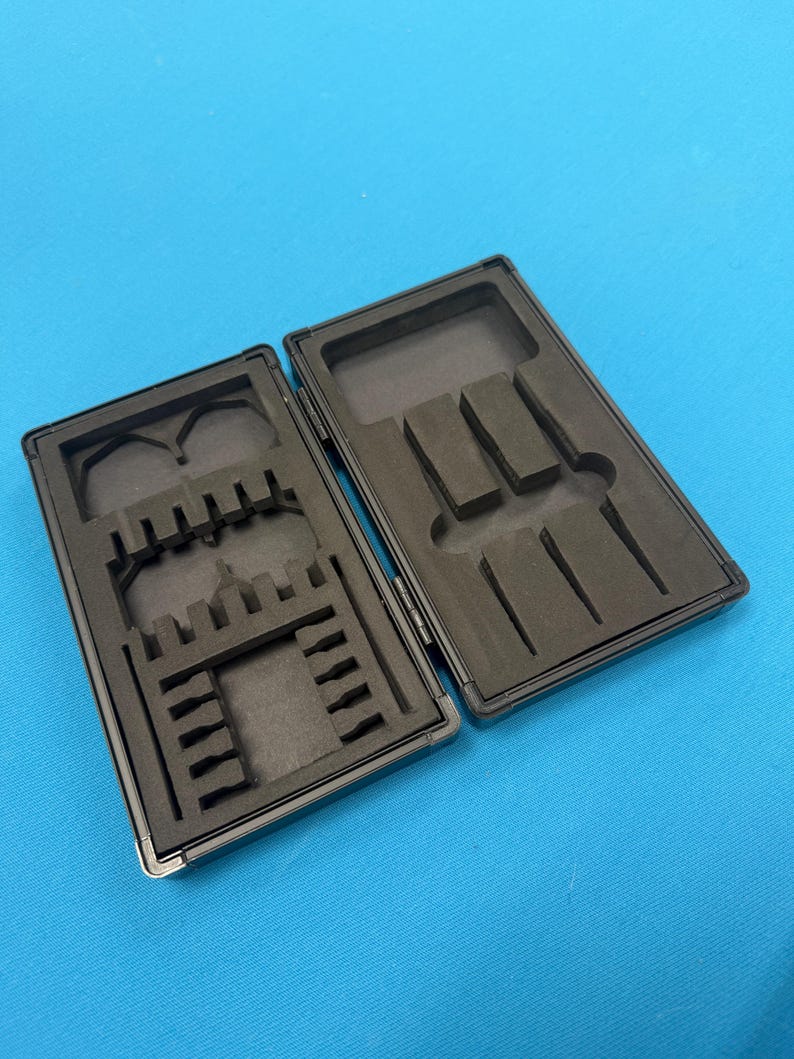 Casemaster Sinister Dart Case - Thumbnail 3