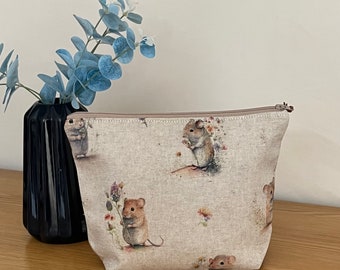 Sock Project bag, little mouse project bag, small project bag, yarn project bag, notion purse, project bag for knitters, knitters gift, xmas