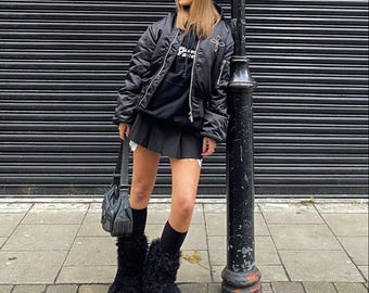Black Fluffy Shearling Fur Boots, Winter Sheepskin Lined, Size 5/6