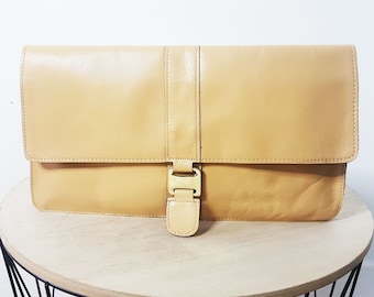 Vintage Tan Leather Envelope Clutch Bag, Light Brown Envelope Bag, Tan Brown Handbag, Minimalist Brown Leather Purse, Vintage Envelope Bag