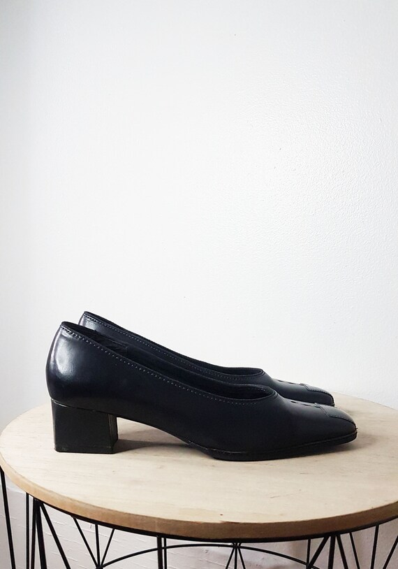90s Navy Blue Leather Day Heels Size 8 Navy Blue Block Heels