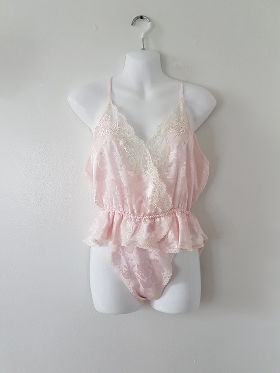 Vintage Soft Pink Lace Teddy, Natori Light Pink One Piece, Slip Dress, Size  M, Vintage Wedding Night Gown 