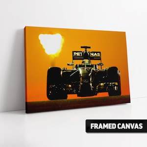Lewis Hamilton Abu Dhabi Dubai GP Sunset Formula 1 Canvas Print | Mercedes AMG Fine Wall Art Poster Picture Photo | Choice of 5 Sizes 