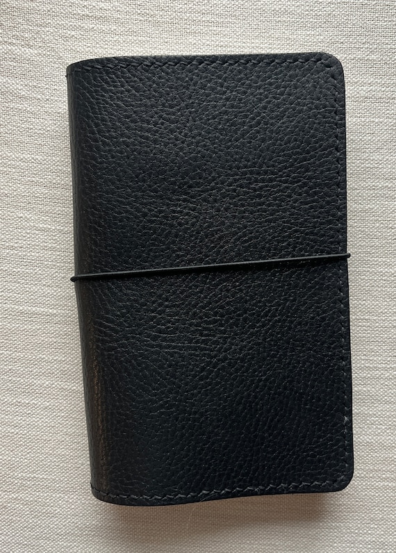B6 Slim Leather Folio, Pebbled Black