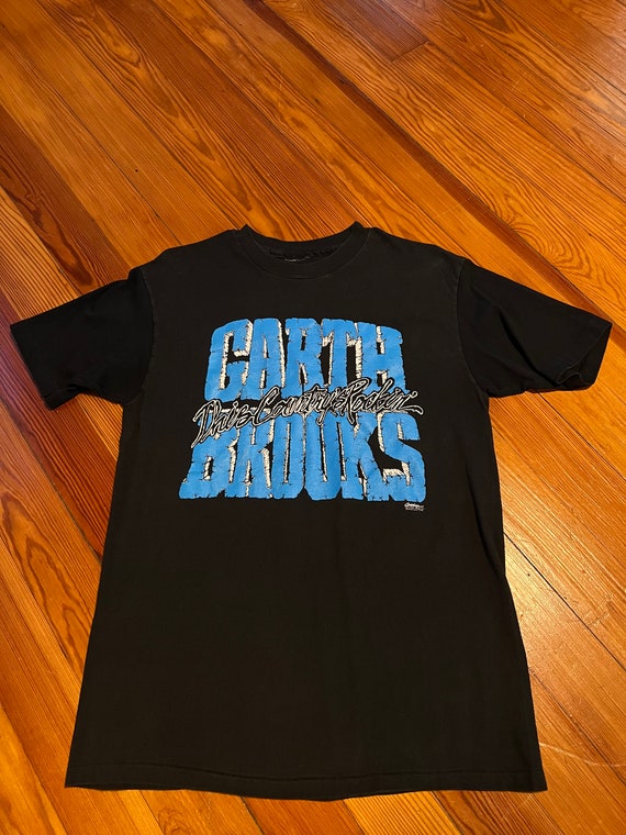 Garth Brooks Friends In Low Places tee