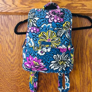 Vera Bradley Blue Floral Lily Backpack - Etsy display picture 1