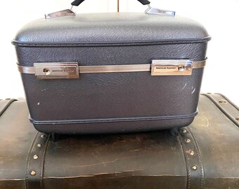 Vintage American Tourister Metallic Gray Train Case