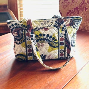 Vera Bradley Green - Etsy display picture 1