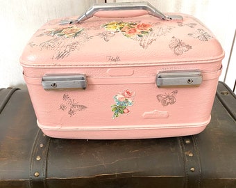 Upcycled American Tourister Train Case