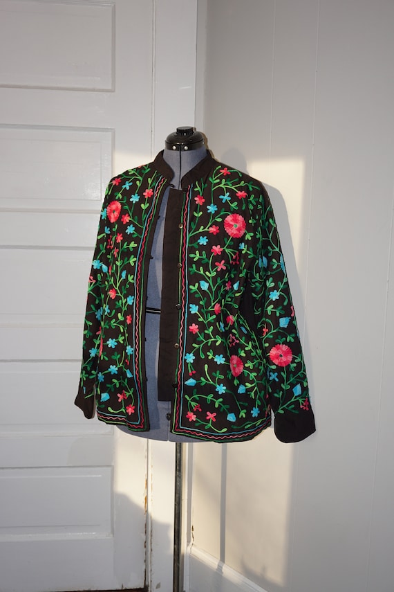 Vintage 90s embroidered black cotton jacket