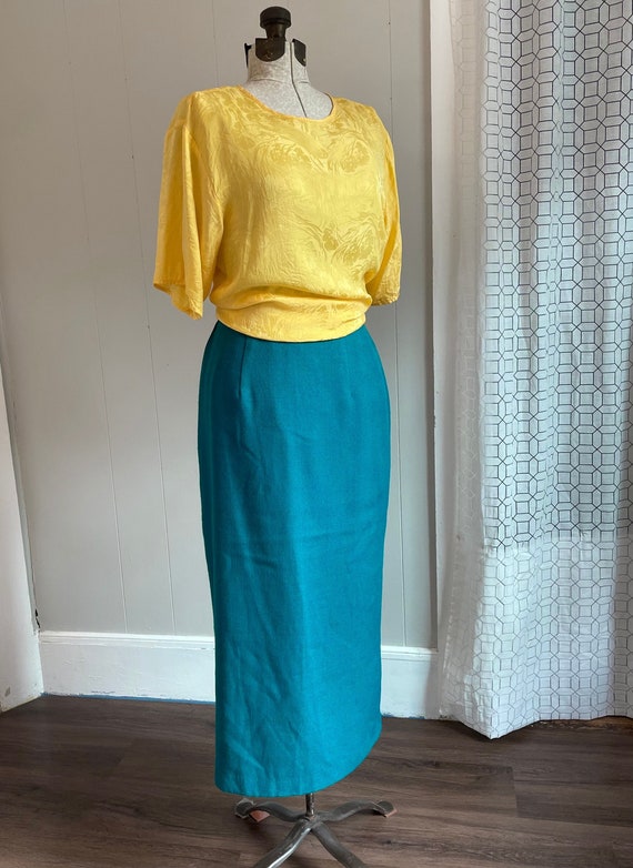 Timeless 1990s vintage teal blue pencil skirt - an