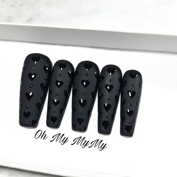 COEUR NOIR MAT Appuyez sur les ongles | Ongle de la Saint-Valentin| Faux ongles mat | Faux ongles| Vernis à ongles en gel personnalisé | Décorations d'ongles à coller | Cadeau pour elle