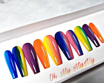 RAINBOW Prensa en uñas / Uñas Ombre / Uñas falsas / Uñas de gel personalizadas / Uñas postizas / Pegamento en arte de uñas / Pintado a mano / Regalo para ella