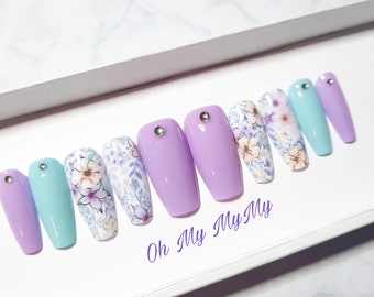 LIGHT PURPLE FLOWER Press on Nails | Spring Nails| Rhinestones White flower Nail| Custom Gel Polish nail| Glue On Nails Art| Gift for her