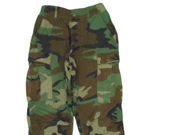 1980s Vintage Army Camouflage Pants Sz. 25-29