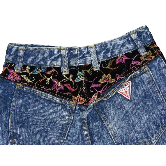 1980s Vintage Guess Acid Wash Floral Embroidered Panel Jeans 24x27