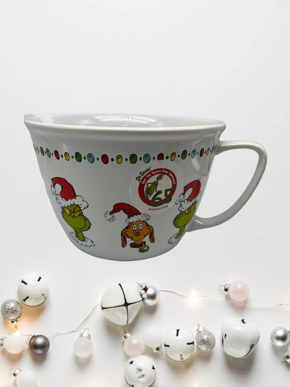 Dr Seuss. The Grinch Mug Candle - Grinch Earring Collection