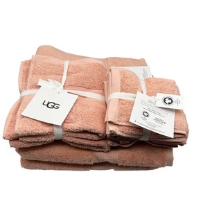 ugg bath towel + 2 hand towels set - ugg towel set - ugg towels - ugg matis