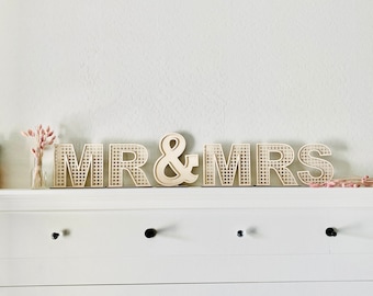 Mr & Mrs Wedding Sign | Sweetheart Table Decor | Cane Rattan Standing Letters | Wood Head Table Sign | Boho Lettering / Terracotta Wedding