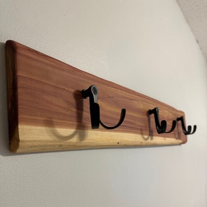 Cedar coat hanger, coat rack, wall-mounted coat rack, rustic wall coat hanger, wall coat rack