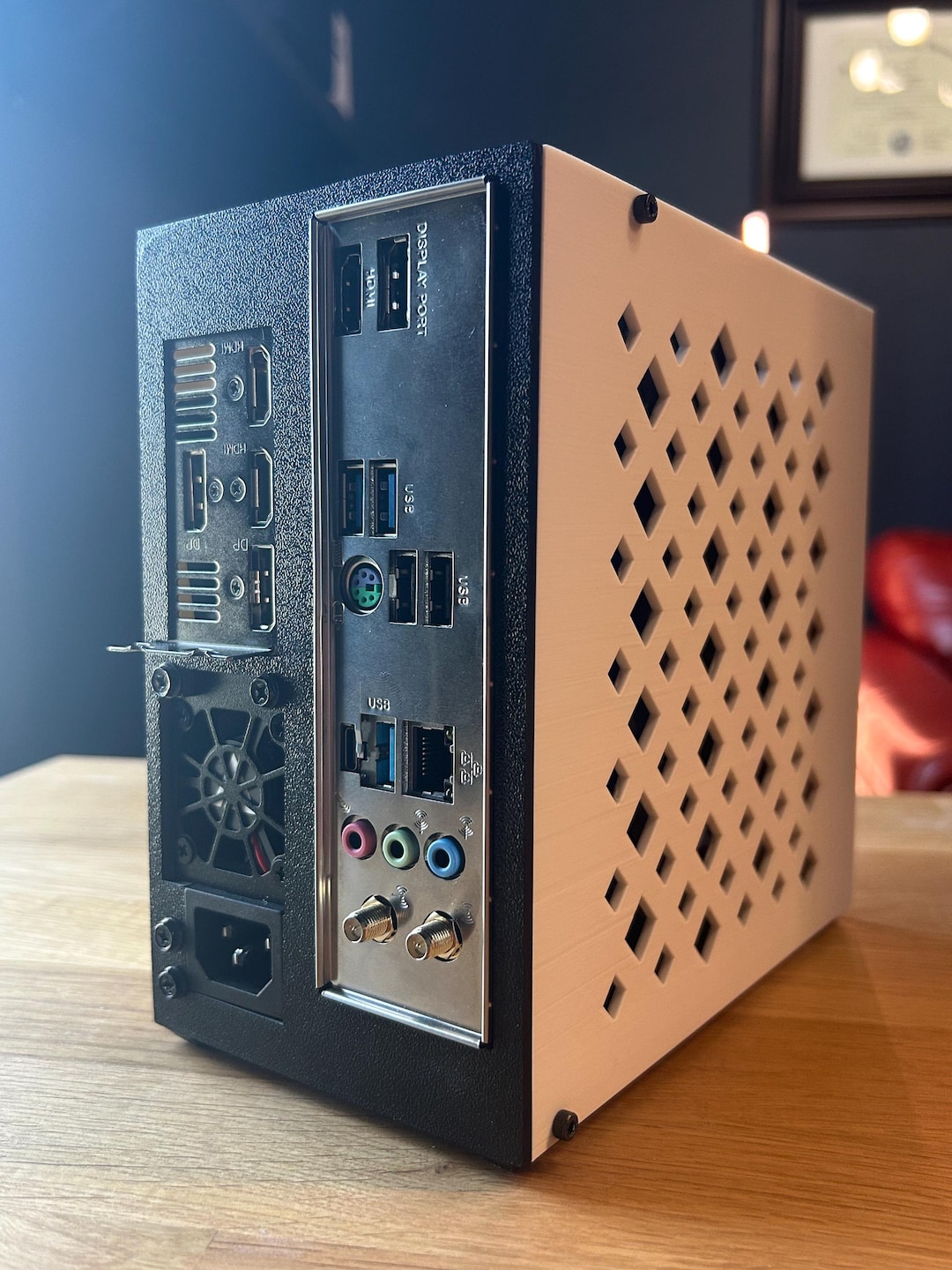 Ultra Compact 3.73L Mini ITX Pc Case | 3D Print STL Files for SFF