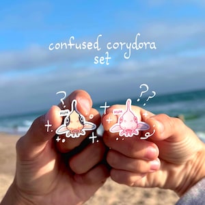 Verwirrter Corydora Mini Sticker Set!! || Panda und Albino Corydora Miniatur-Glossy-Set Niedliche Vinyl-Aufkleber für Fisch- und Aquarium-Liebhaber