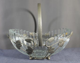 Vintage Lead Crystal Bridal Basket Silverplate Floral Frame 6” Sawtooth Bowl