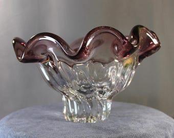 Heavy Lead Crystal Centerpiece Bowl Cranberry Rim Ruffled Art Glass Vase 9.5" Hand Blown