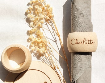 Personalized napkin rings, wood, with names, engraved, natural, table decoration