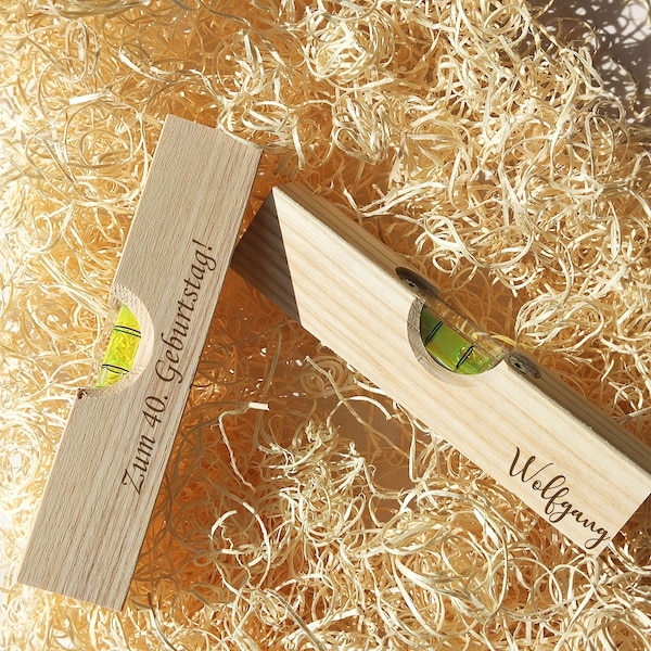 Spirit level personalized with individual engraving, 15 cm, sturdy ash wood, with name, saying, to give away, house blessing,