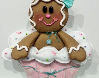 Gingerbread In A Cupcake, Gingerbread Man In A Cupcake, Gingerbread Cookie, Gingerbread Attachment, Christmas Wreath Attachment, Wreath
