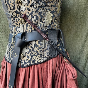 Adjustable Leather Wand Holster for Wizards, Witches, and Warlocks - Ideal for LARP, Cosplay and Renaissance.