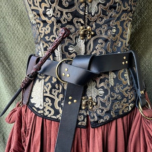 Adjustable Leather Wand Holster for Wizards, Witches, and Warlocks ...