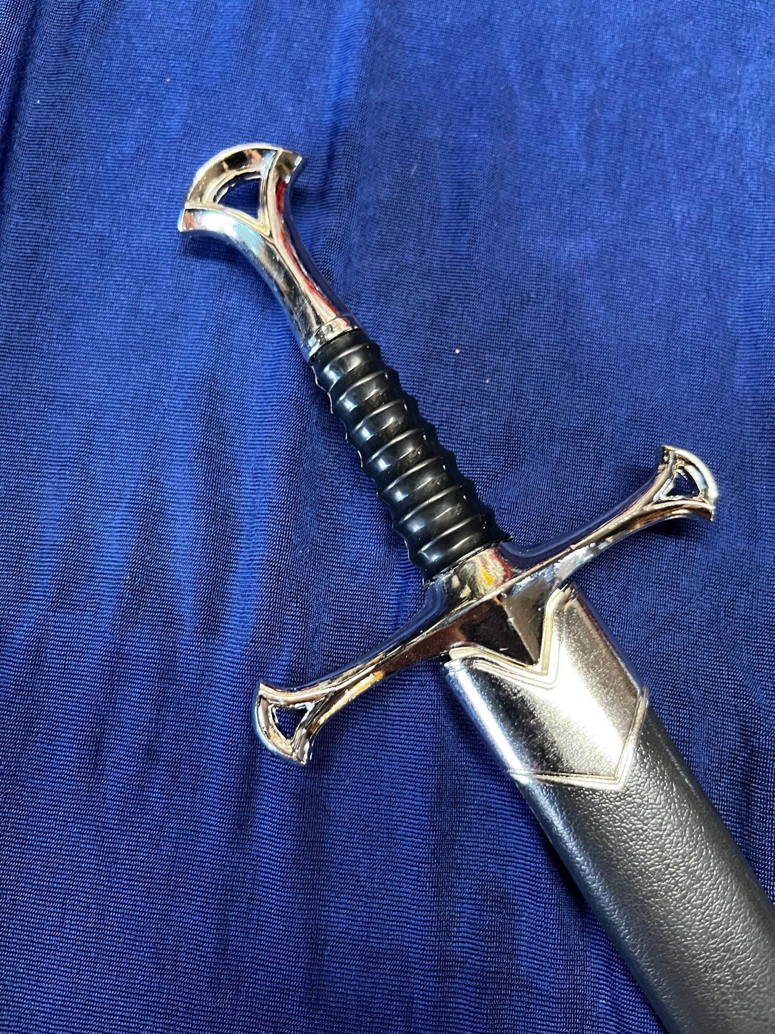 14&quot; Anduril Dagger with Sheath and Leather Frog. Short Sword, Knife Scabbard for Renaissance, Cosplay, Pirate, Medieval, Halloween, Birthday