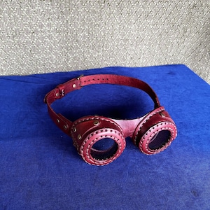 Leather Steampunk Goggles, Victorian Fashion, Post Apocalyptic Cosplay headwear, Halloween Costume. Large lenses