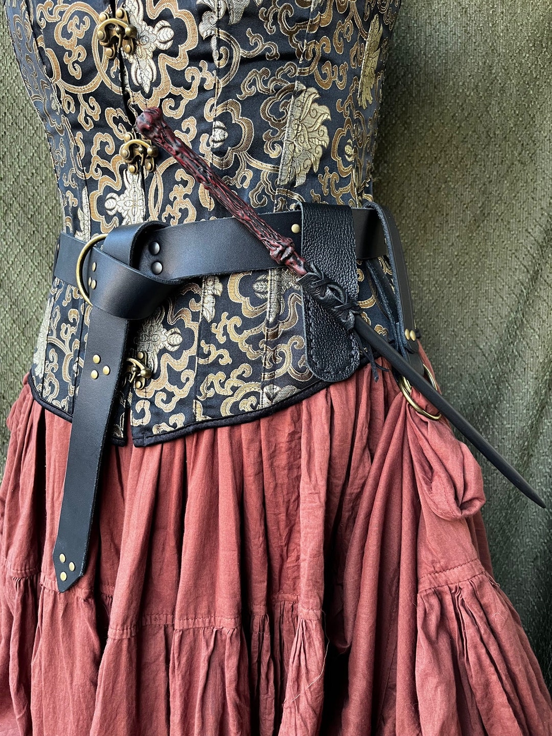 Adjustable Leather Wand Holster for Wizards, Witches, and Warlocks ...