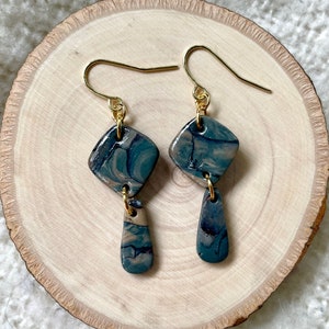 Blue marbled polymer clay dangle earrings