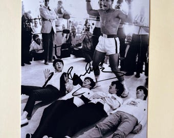 PAUL MCCARTNEY / The BEATLES - Authentic Hand-Signed Photo Autograph With CoA