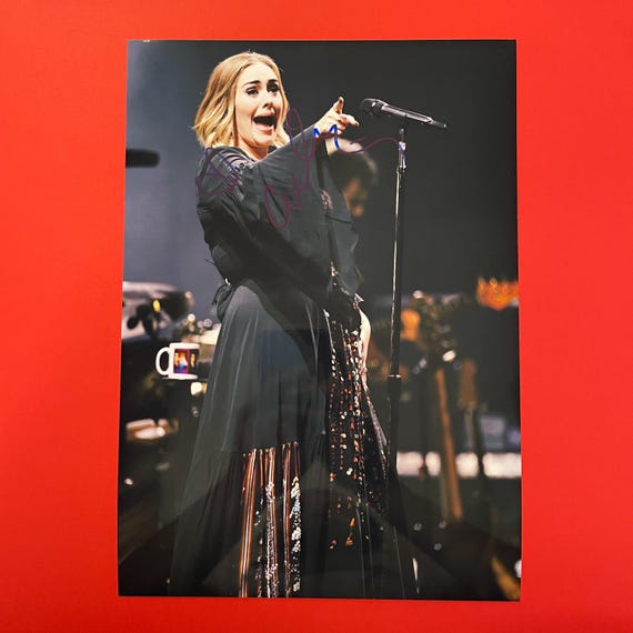 アデル直筆サイン入り超大型写真…Adele Amazon.co.jp: アデル直筆サイン入り超大型写真…Adele : おもちゃ