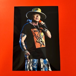 AXL ROSE / Guns&#39;N&#39;Roses - Authentic Hand-Signed Photo Autograph With CoA