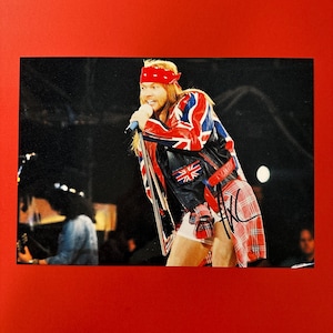 AXL ROSE / Guns&#39;N&#39;Roses - Authentic Hand-Signed Photo Autograph With CoA