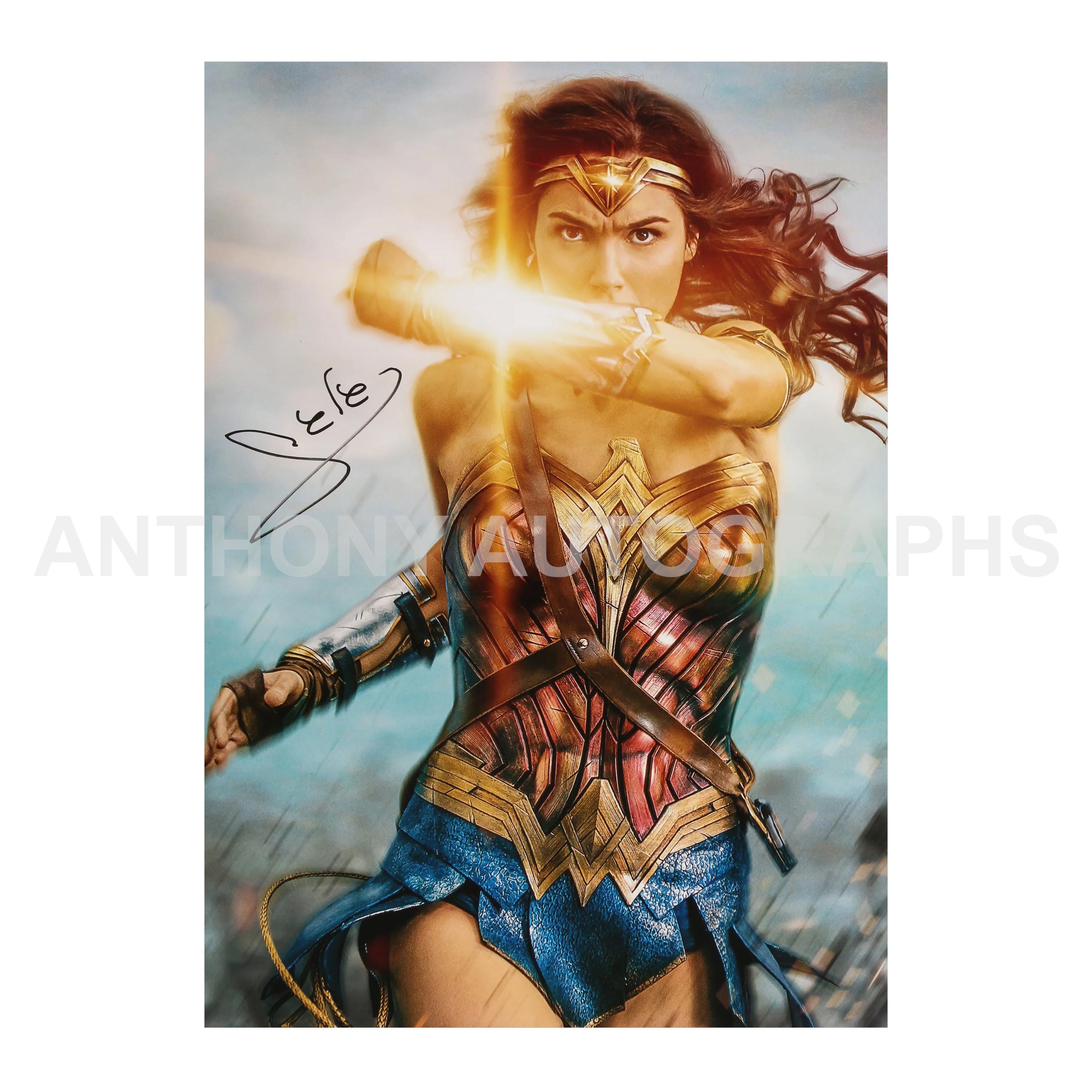 Gal gadot autograph - Etsy 日本