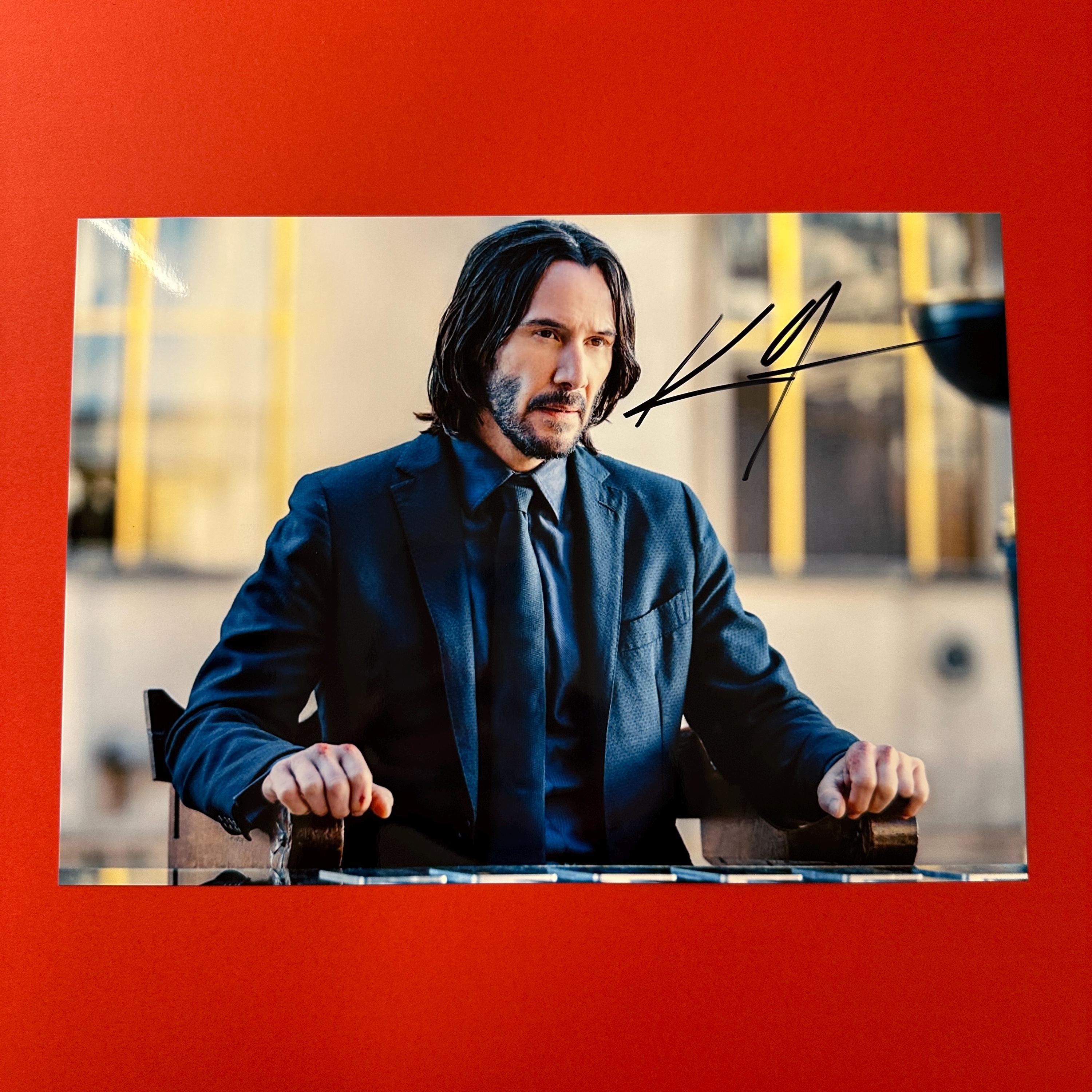 キアヌ・リーブス - 直筆サイン入り写真（COA付き） - Etsy 日本