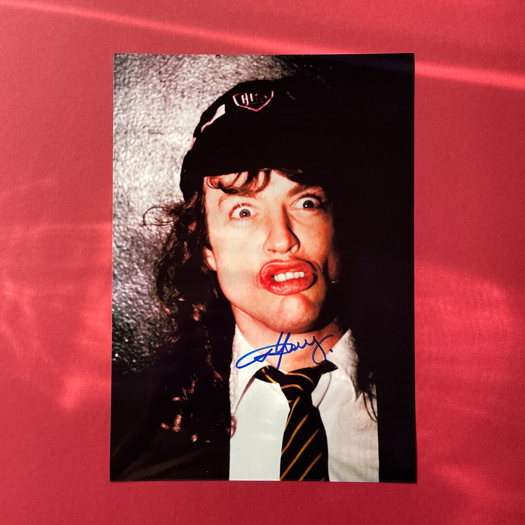 Angus YOUNG / AC/DC - Authentic Hand-signed Photo Autograph With Coa - Etsy