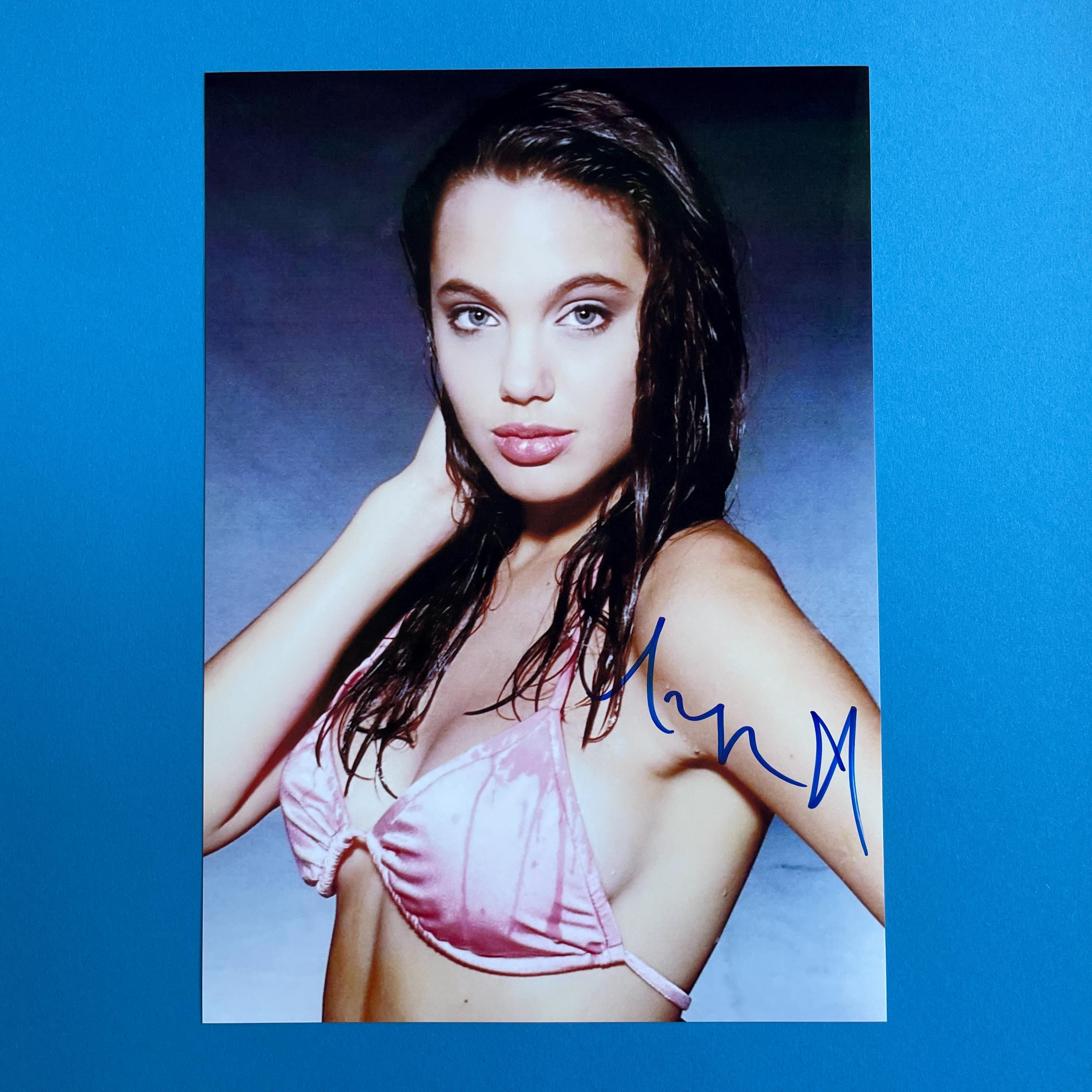 ANGELINA JOLIE - Authentic Hand-Signed Photo Autograph With CoA