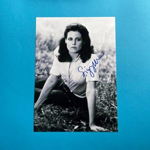 Ogil va onasi pornografiyadan dars berishadi